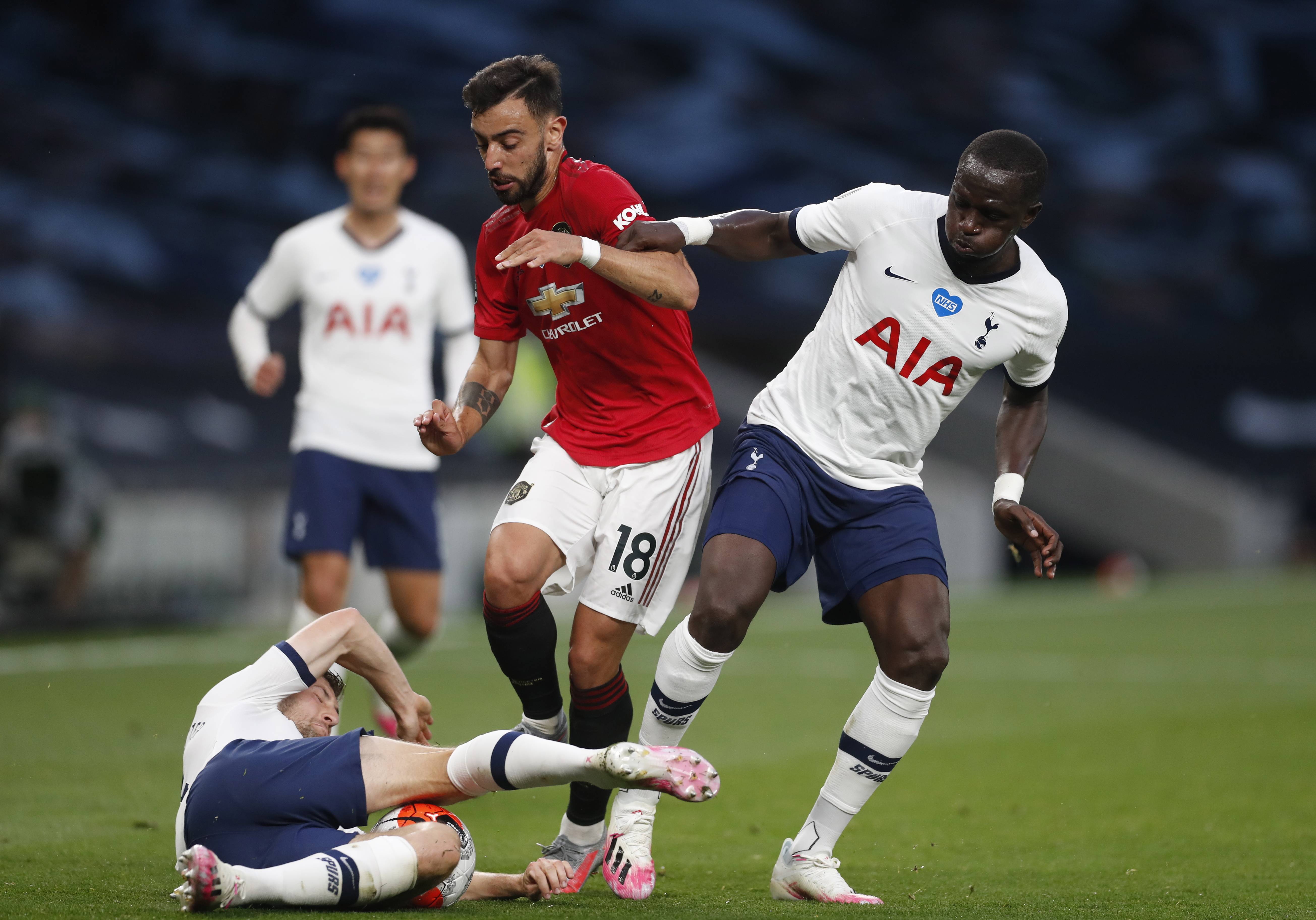 尔组成的 尔组成的